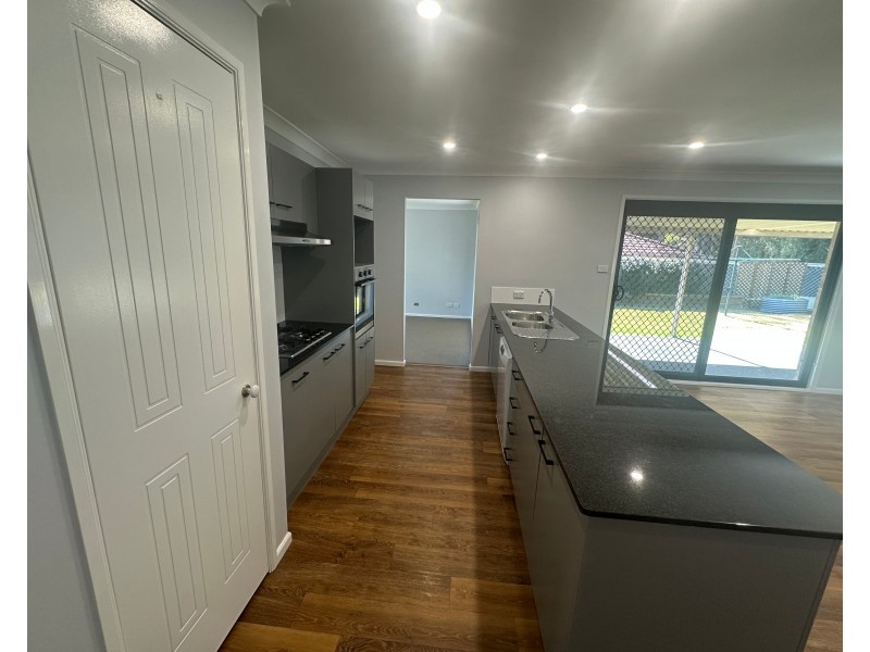 28 Lillypilly Close, Medowie NSW 2318