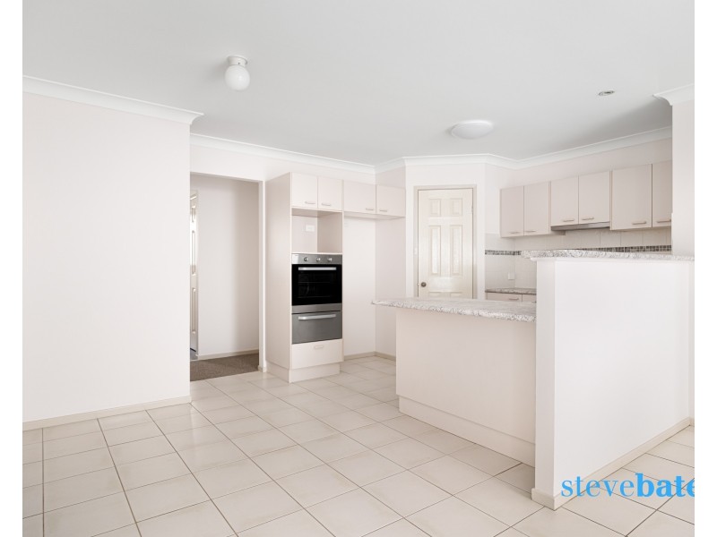 4 McPherson Place, Raymond Terrace NSW 2324