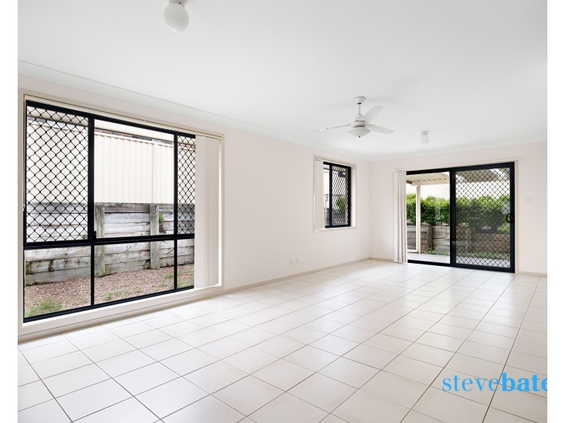 4 McPherson Place, Raymond Terrace NSW 2324