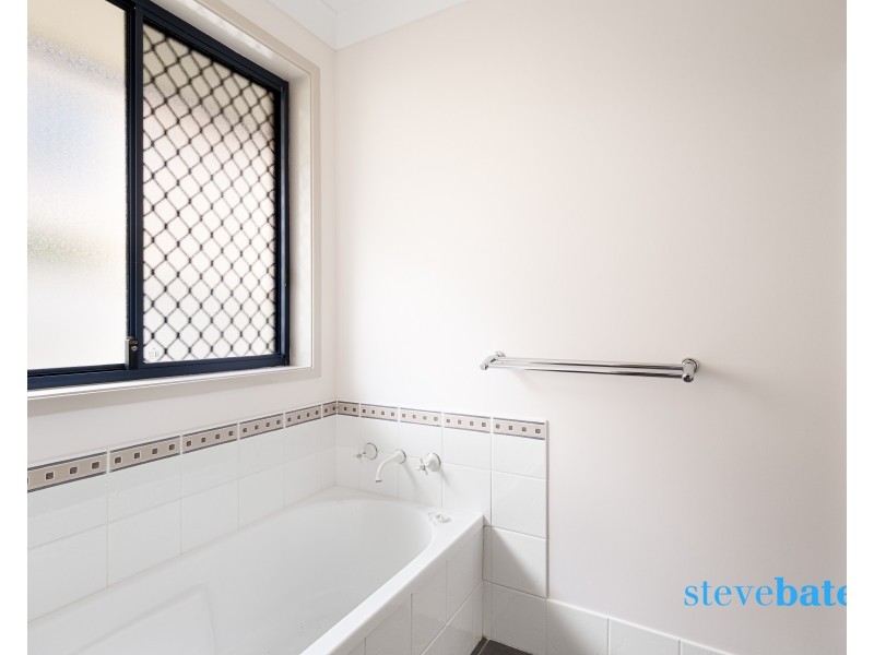 4 McPherson Place, Raymond Terrace NSW 2324