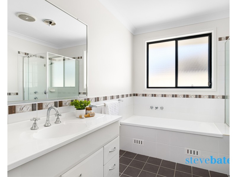 35 Martens Avenue, Raymond Terrace NSW 2324