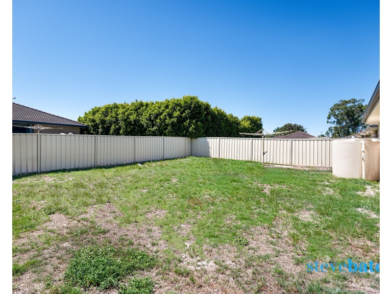 35 Martens Avenue, Raymond Terrace NSW 2324