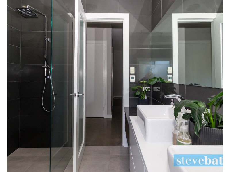 1 Jabiru Drive, Fern Bay NSW 2295