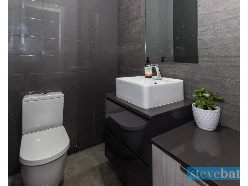 1 Jabiru Drive, Fern Bay NSW 2295