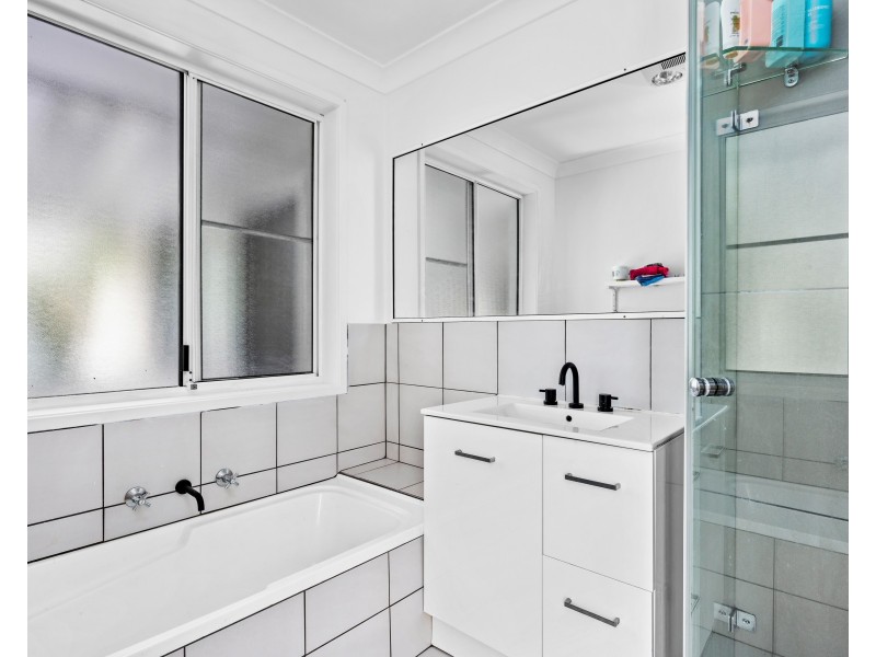 23 Hollydeen Avenue, Raymond Terrace NSW 2324