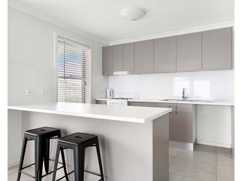 Unit 2/4 Irrawang Street, Raymond Terrace NSW 2324