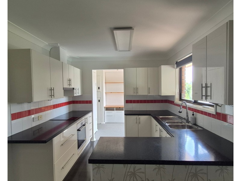 3 Durham Close, Raymond Terrace NSW 2324