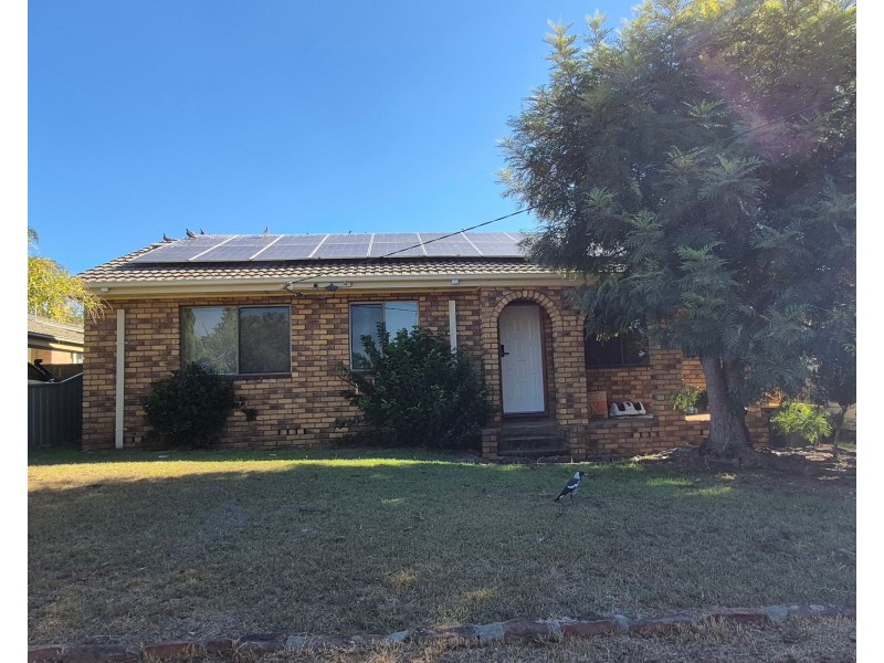 6 Duckenfield Avenue, Woodberry NSW 2322