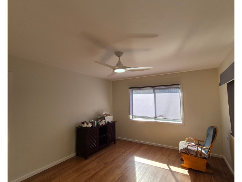 6 Duckenfield Avenue, Woodberry NSW 2322