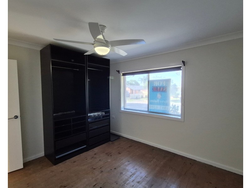 6 Duckenfield Avenue, Woodberry NSW 2322