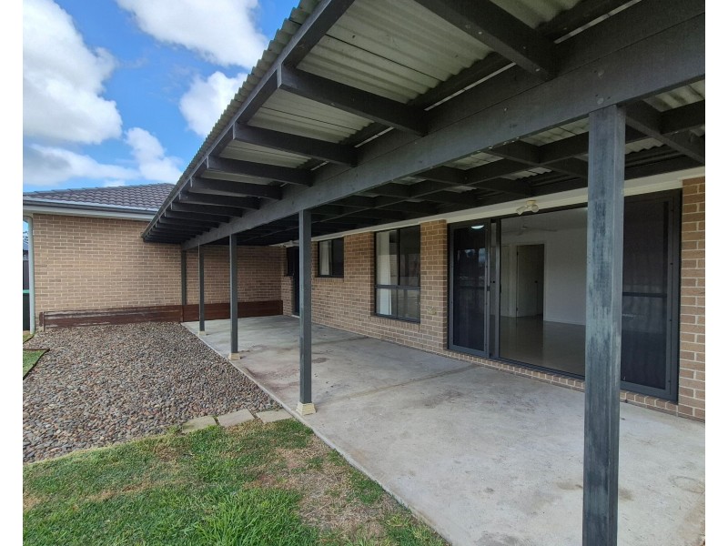 118 Benjamin Lee Drive, Raymond Terrace NSW 2324