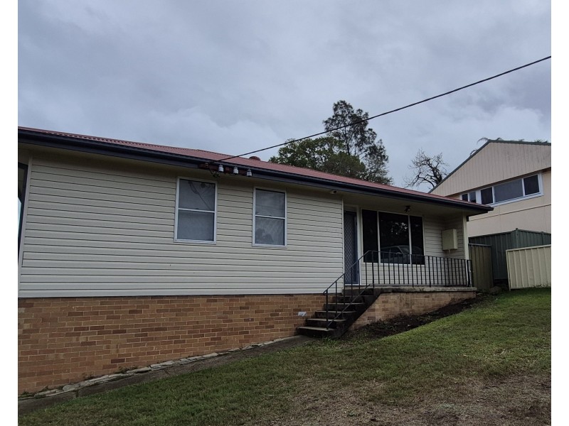 5 Windsor Street, Raymond Terrace NSW 2324