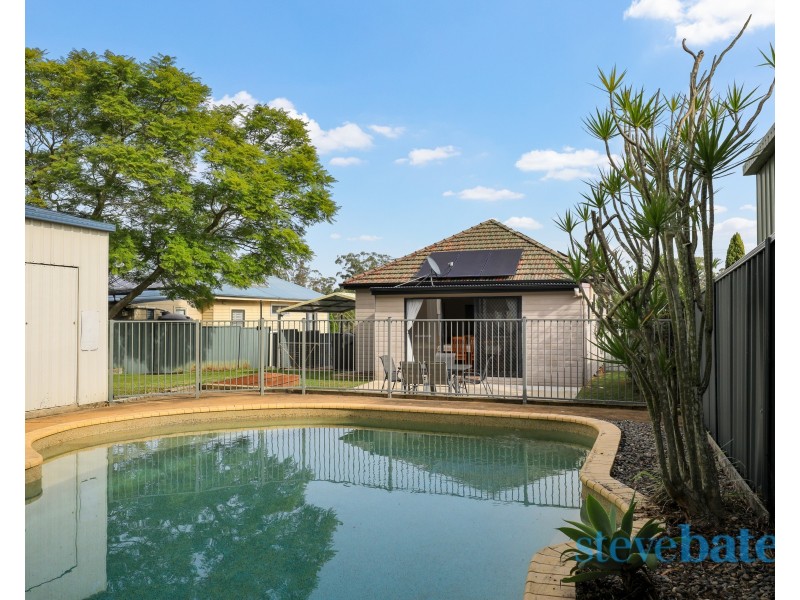 5 Wood Street, Raymond Terrace NSW 2324