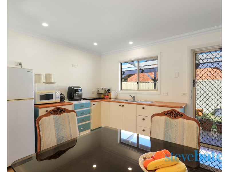 2/74 Hastings Drive, Raymond Terrace NSW 2324