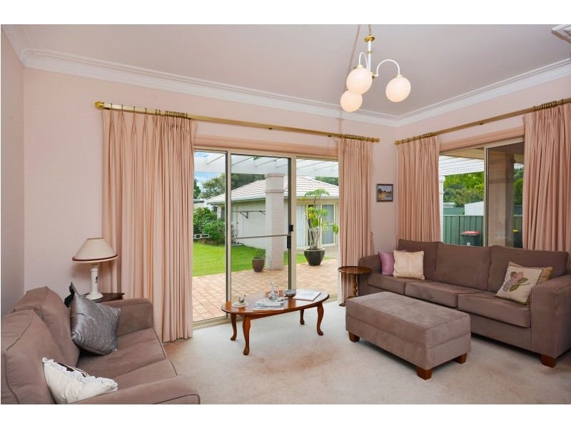 31 Lyrebird Drive, Nowra NSW 2541