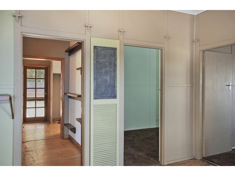 62 Yalwal Road, West Nowra NSW 2541