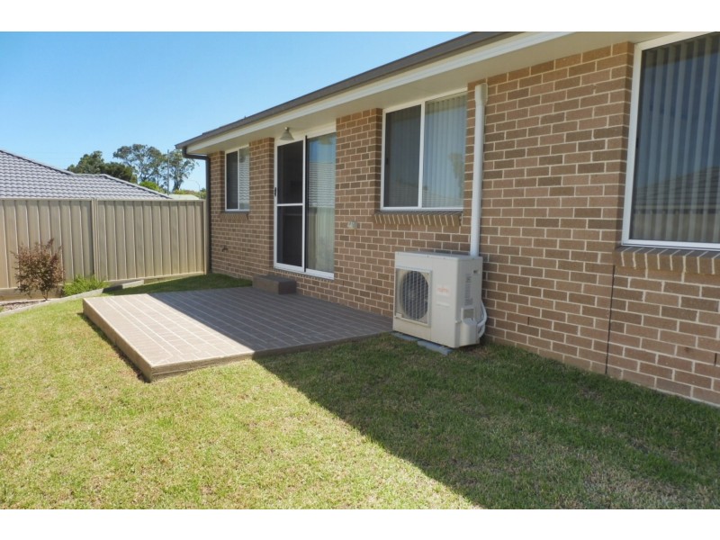 8 Doreen Court, West Nowra NSW 2541