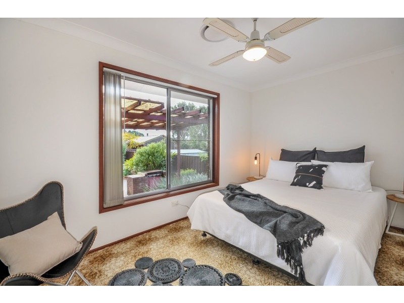 10 Monk Crescent, Bomaderry NSW 2541