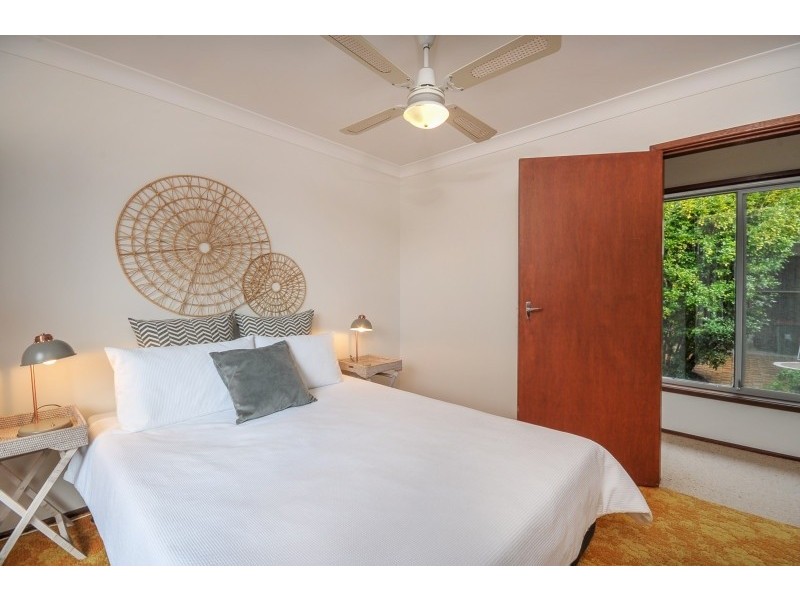 10 Monk Crescent, Bomaderry NSW 2541