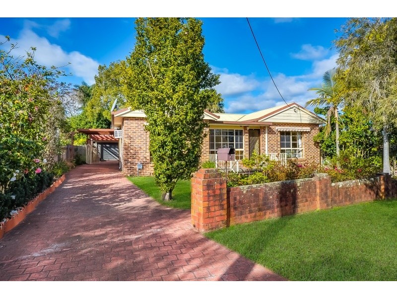 4 Crest Avenue, North Nowra NSW 2541