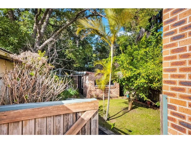 4 Crest Avenue, North Nowra NSW 2541