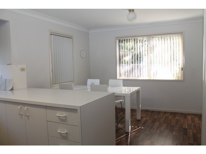 15/33 Lynburn Avenue, Bomaderry NSW 2541