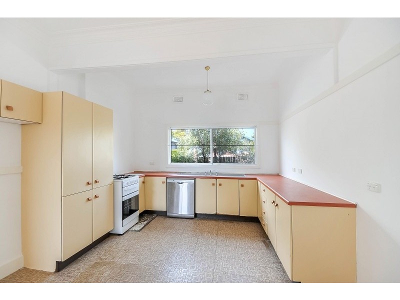 40 West Street, Nowra NSW 2541