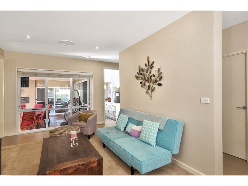 5 Ikara Place, North Nowra NSW 2541