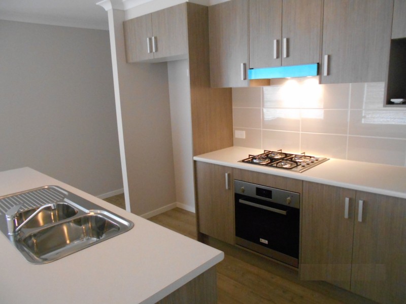 12 Cornwall Close, South Nowra NSW 2541