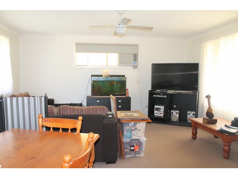 43 Coomea Street, Bomaderry NSW 2541