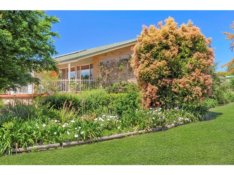 1 Wilari Close, Bomaderry NSW 2541