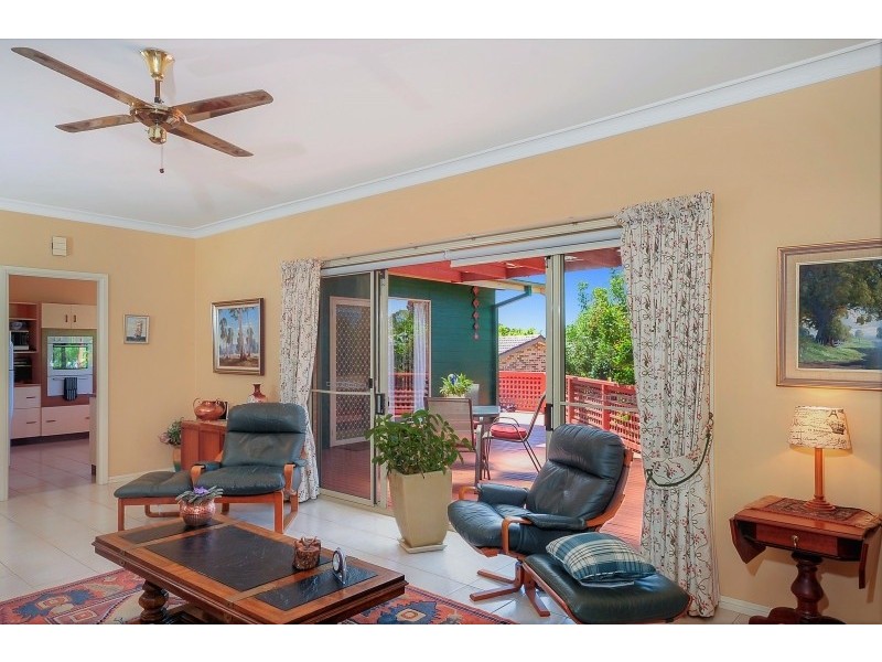 1 Wilari Close, Bomaderry NSW 2541