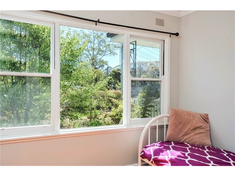 8 McDonald Avenue, Nowra NSW 2541