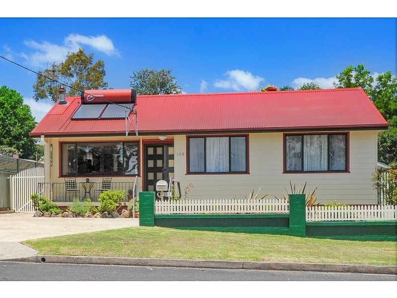 108 Douglas Street, Nowra NSW 2541