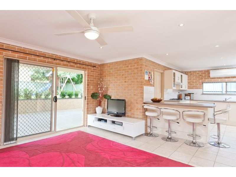 7 Gardenia Crescent, Bomaderry NSW 2541