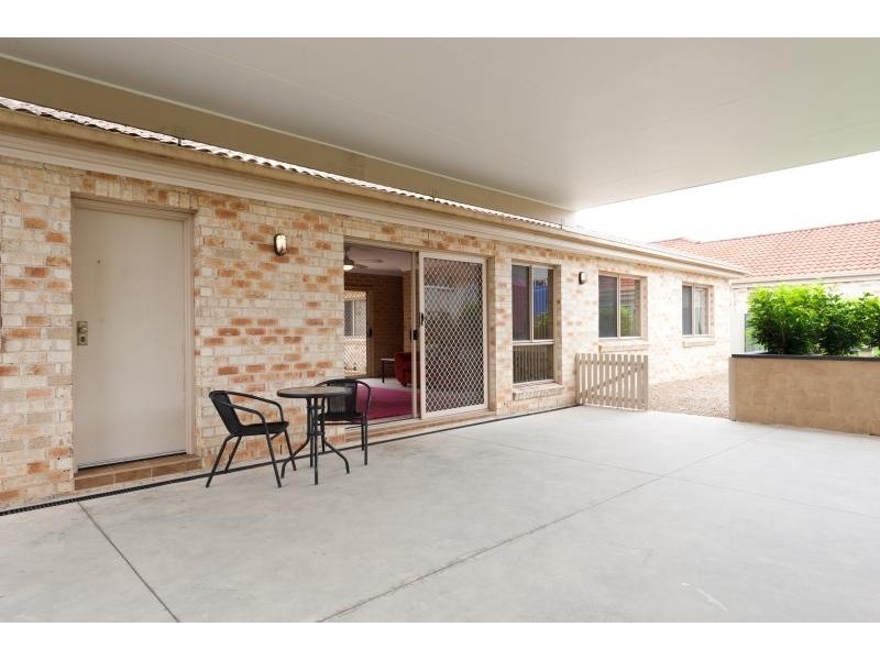 7 Gardenia Crescent, Bomaderry NSW 2541