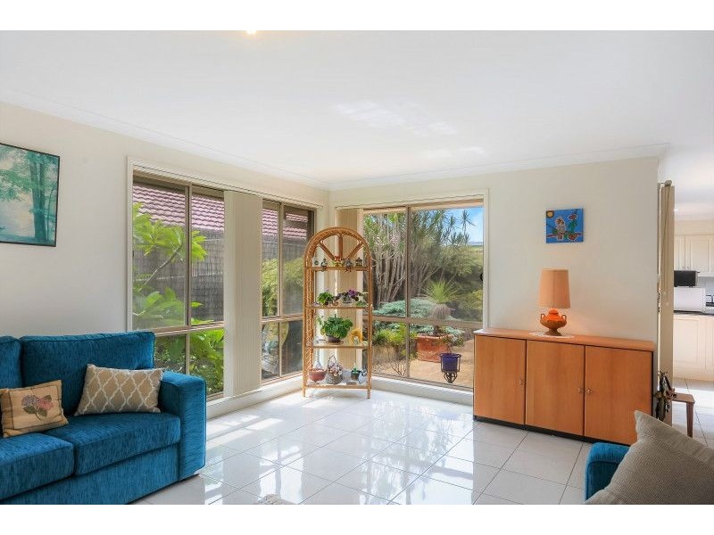 53 Sheraton Circuit, Bomaderry NSW 2541
