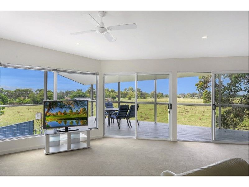 54 Wondalga Crescent, Nowra NSW 2541