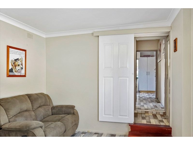 70 Wallace Street, Nowra NSW 2541