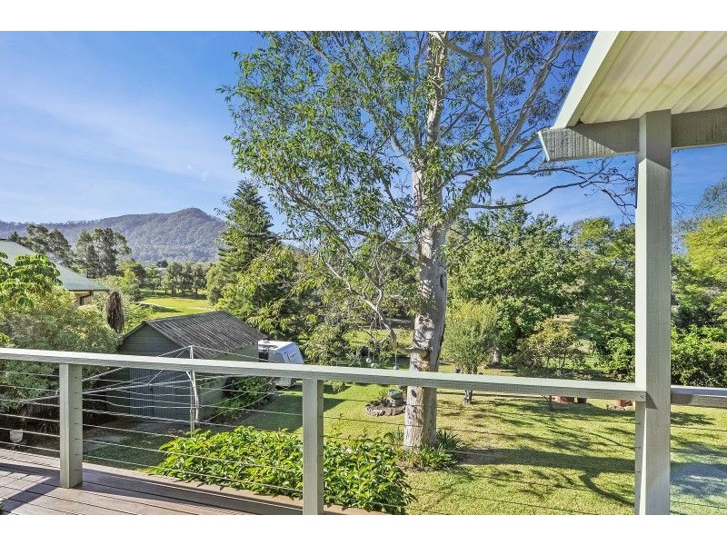 30 Nooramunga Avenue, Cambewarra NSW 2540