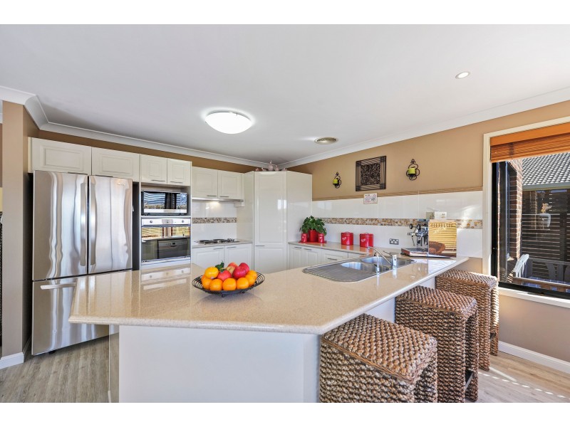 6 McTernan Place, Worrigee NSW 2540