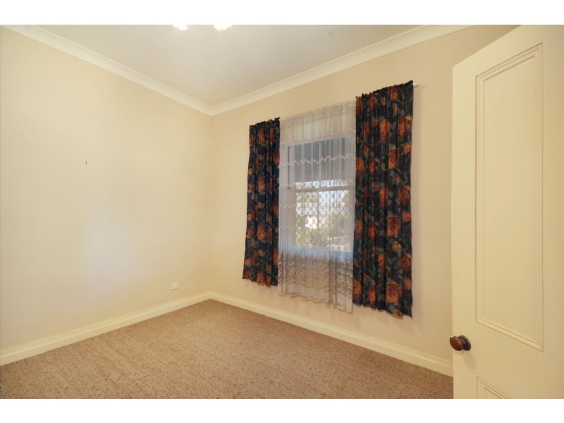 43 Jervis Street, Nowra NSW 2541