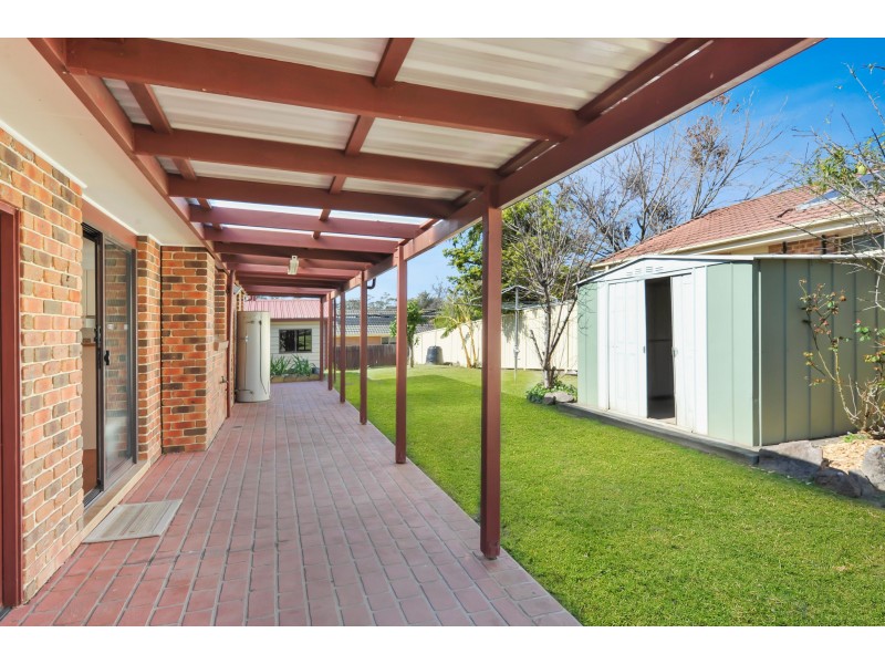 18 Rannoch Drive, West Nowra NSW 2541