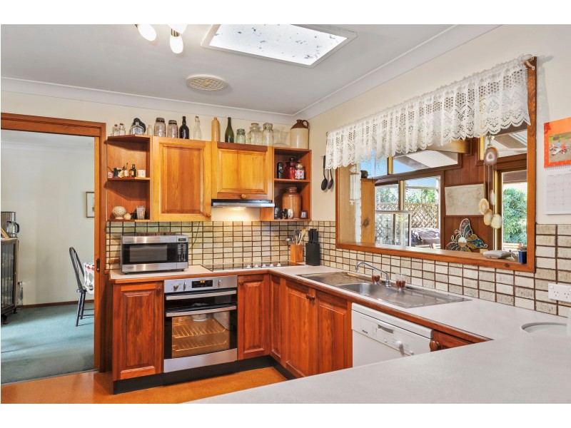 34 Tarawal Street, Bomaderry NSW 2541