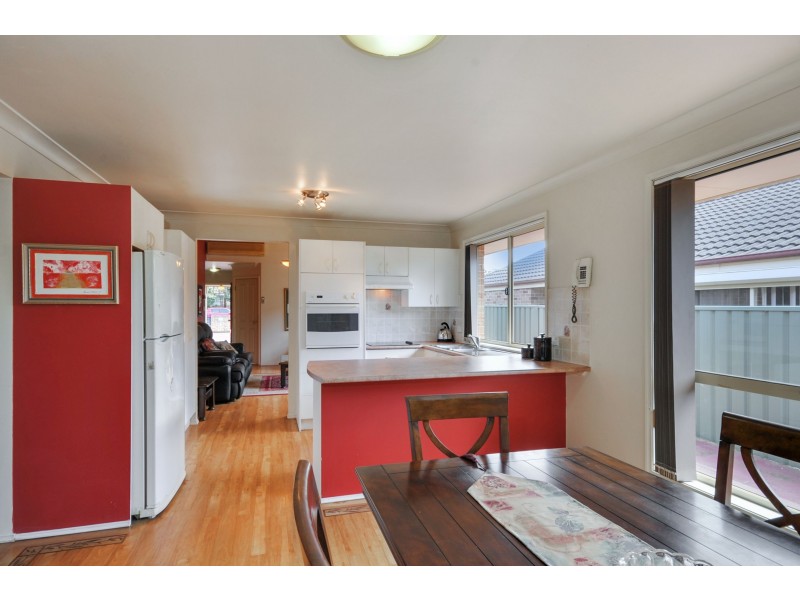 36B Lyndhurst Drive, Bomaderry NSW 2541