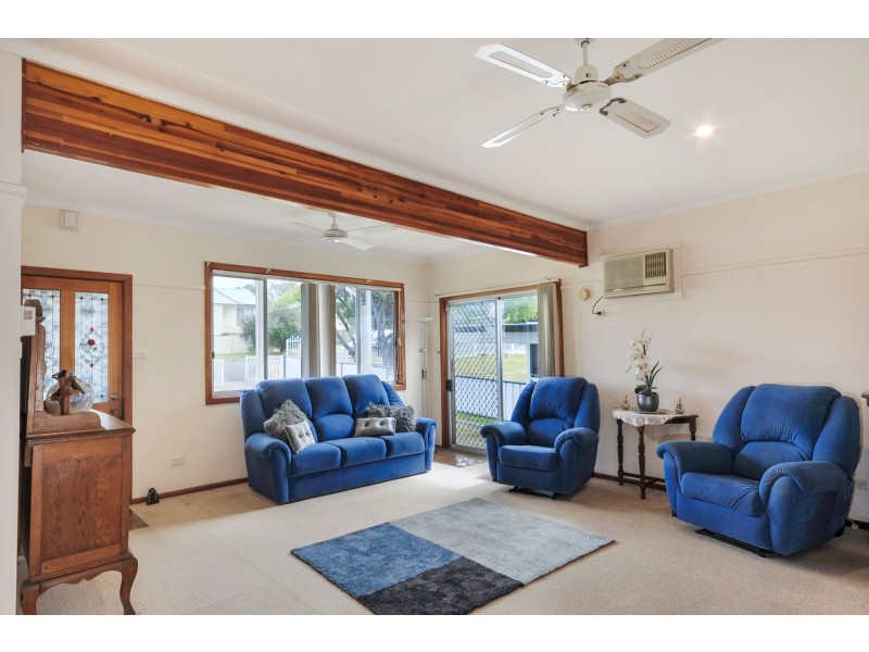 6 Elizabeth Avenue, Nowra NSW 2541