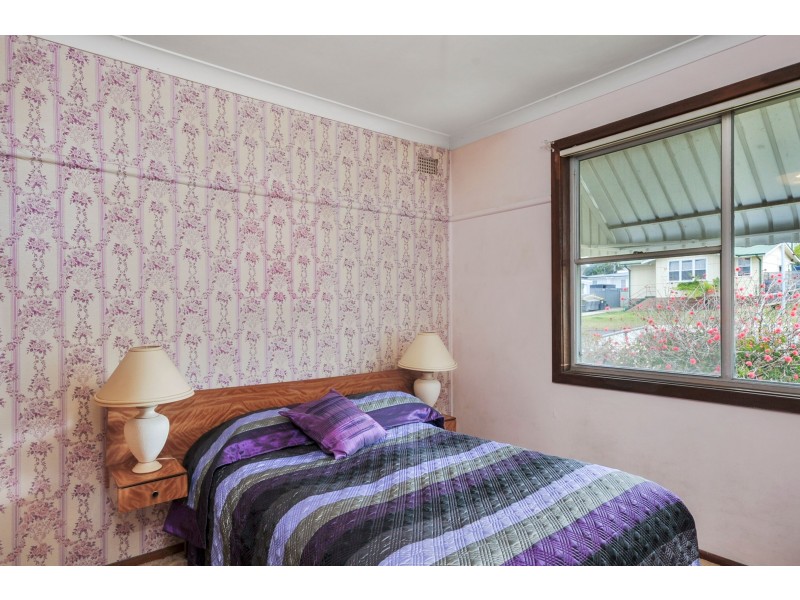 6 Elizabeth Avenue, Nowra NSW 2541