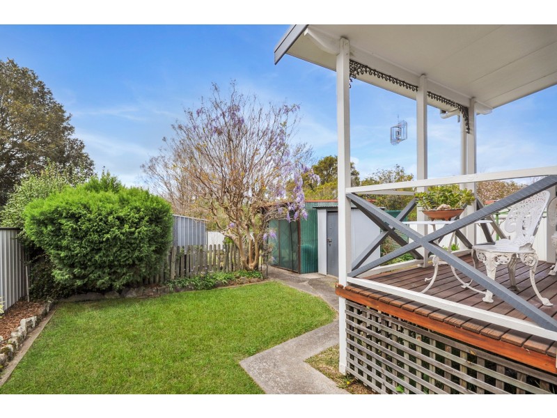 6 Elizabeth Avenue, Nowra NSW 2541