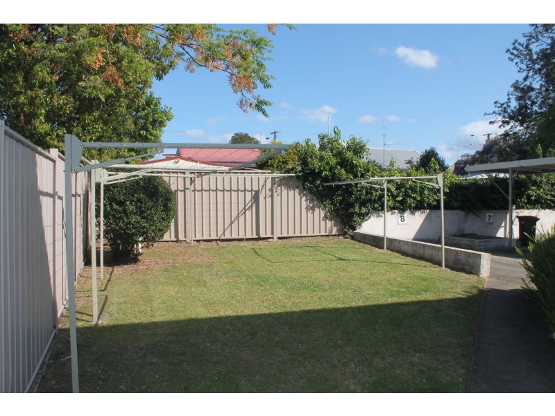 8/6 Campbell Place, Nowra NSW 2541