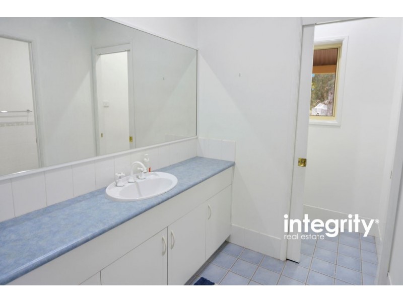 76 Timber Ridge Drive, Nowra Hill NSW 2540